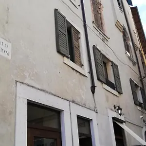 Il Panorama Di Giulietta , Verona Italy